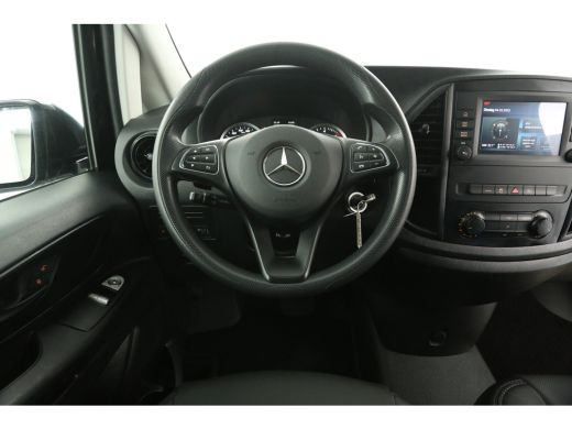 Mercedes Vito 114 CDI Lang Automaat Airco Camera Carplay Cruise Leder 3 Persoons Elektrpakket Sidebars ActivLease financial lease