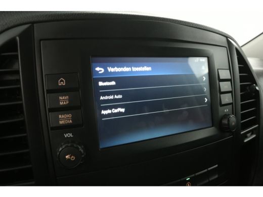 Mercedes Vito 114 CDI Lang Automaat Airco Camera Cruise Carplay Navi Trekhaak 18''LMV Leder 3 Persoons Stoelverw. ActivLease financial lease