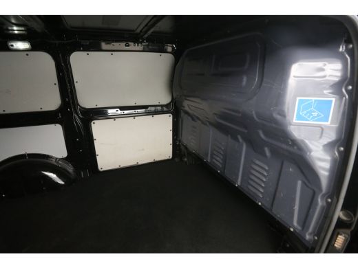 Mercedes Vito 114 CDI Lang Automaat Airco Camera Cruise Carplay Navi Trekhaak 18''LMV Leder 3 Persoons Stoelverw. ActivLease financial lease