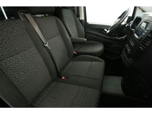 Mercedes Vito 114 CDI Lang Automaat Airco Cruise Camera Navi 3 Persoons Stoelverw. Elektrpakket Trekhaak ActivLease financial lease