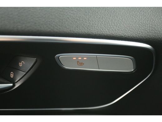 Mercedes Vito 114 CDI Lang Automaat Airco Cruise Camera Navi 3 Persoons Stoelverw. Elektrpakket Trekhaak ActivLease financial lease