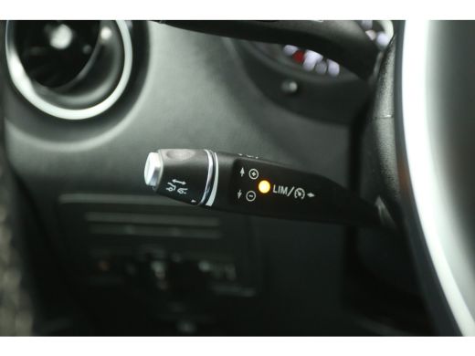 Mercedes Vito 114 CDI Lang Automaat Airco Cruise Camera Navi 3 Persoons Stoelverw. Elektrpakket Trekhaak ActivLease financial lease