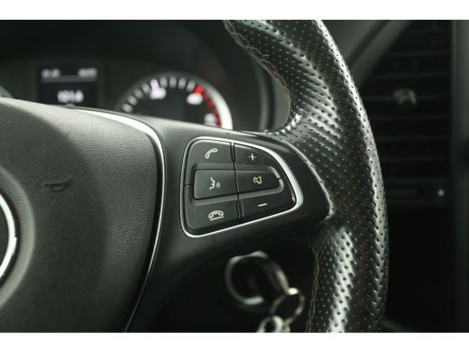 Mercedes Vito 119 CDI Lang 191PK Automaat Airco Camera Carplay Cruise Navi 18''LMV 3 Persoons PDC Trekhaak ActivLease financial lease