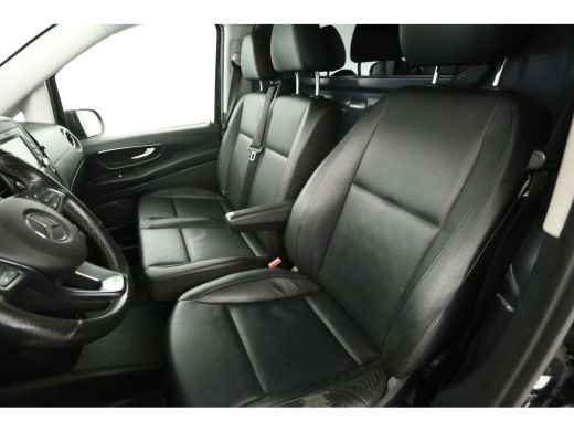 Mercedes Vito 119 CDI Lang 191PK Automaat Airco Camera Carplay Cruise Navi 18''LMV 3 Persoons PDC Trekhaak ActivLease financial lease