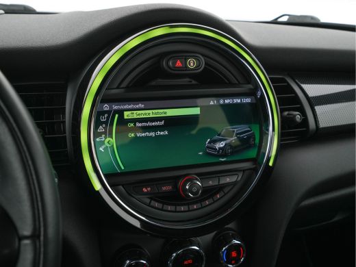 Mini Mini Electric Charged 33 kWh [ 3-Fase ] (INCL-BTW) *HEAD-UP | HARMAN/KARDON-AUDIO | LEATHER-ALCANTARA | MATRIX-... ActivLease financial lease