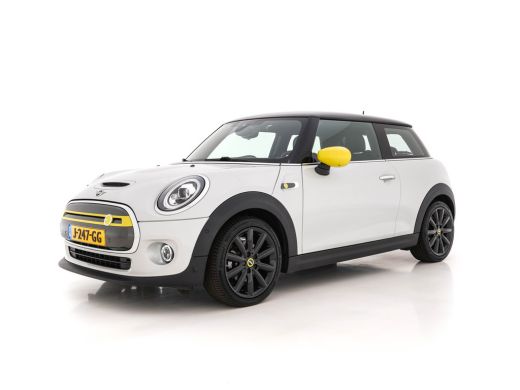 Mini Mini Electric Charged 33 kWh [ 3-Fase ] (INCL-BTW) *HEAD-UP | HARMAN/KARDON-AUDIO | LEATHER-ALCANTARA | MATRIX-... ActivLease financial lease