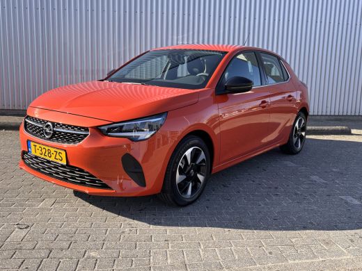 Opel CORSA-E Opel Elegance-e | 11 kW boordlader | 16" Lichtmetalen velgen, 8 spaaks met 195/55 R16 banden | 3-... Opel CORSA-E Opel Elegance-e | 11 kW boordlader | 16" Lichtmetalen velgen, 8 spaaks met 195/55 R16 banden | 3-...