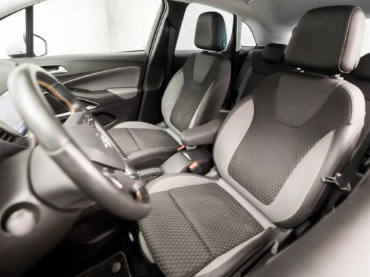 Opel Crossland X 1.2 Turbo Innovation (APPLE CARPLAY, GROOT NAVI, 360 CAMERA, CLIMATE, LEDER, SPORTSTOELEN, GETINT... ActivLease financial lease