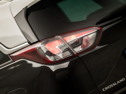 Opel Crossland X 1.2 Turbo Innovation (APPLE CARPLAY, GROOT NAVI, 360 CAMERA, CLIMATE, LEDER, SPORTSTOELEN, GETINT... ActivLease financial lease