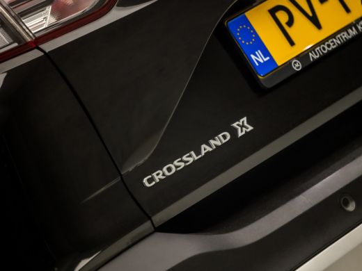 Opel Crossland X 1.2 Turbo Innovation (APPLE CARPLAY, GROOT NAVI, 360 CAMERA, CLIMATE, LEDER, SPORTSTOELEN, GETINT... ActivLease financial lease