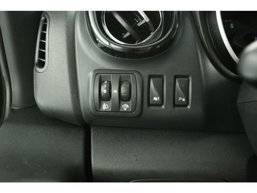 Opel Vivaro 1.6 CDTI L1H1 Airco Cruise Navigatie Parkeersensoren 3 Persoons Imperiaal Elektrpakket ActivLease financial lease