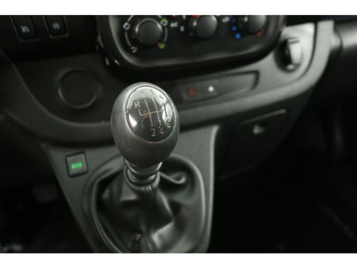 Opel Vivaro 1.6 CDTI L2H1 Airco Cruise Navi PDC 3 Persoons LED Imperiaal Elektrpakket Trekhaak ActivLease financial lease