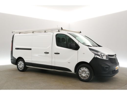 Opel Vivaro 1.6 CDTI L2H1 Airco Cruise Navi PDC 3 Persoons LED Imperiaal Elektrpakket Trekhaak ActivLease financial lease