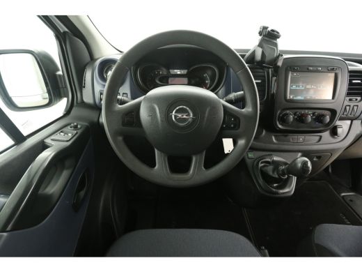 Opel Vivaro 1.6 CDTI L2H1 Airco Cruise Navi PDC 3 Persoons LED Imperiaal Elektrpakket Trekhaak ActivLease financial lease