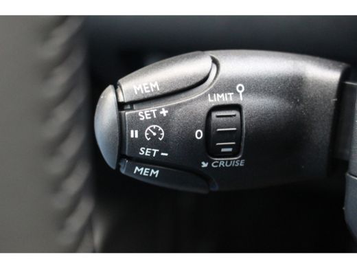 Peugeot 208 Peugeot Active | Carplay | Led | Dab | Cruise | PDC achter Peugeot 208 Active | Carplay | Led | D... ActivLease financial lease