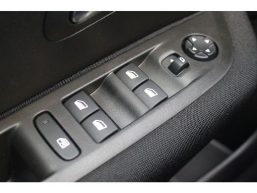 Peugeot 208 Peugeot Active | Carplay | Led | Dab | Cruise | PDC achter Peugeot 208 Active | Carplay | Led | D... ActivLease financial lease