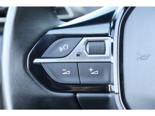 Peugeot 3008 1.2 PURETECH 130PK ACTIVE PACK NAVI / CLIMA / PDC / 17" LMV / CAMERA / BLUETOOTH / CRUISECONTROL ... ActivLease financial lease