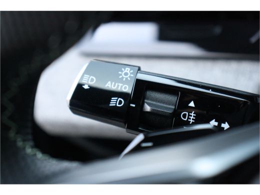 Peugeot E-3008 Peugeot 73KWH GT AVANTAGE 214PK / NAVI / LEDER / CLIMA / FULL-LED / 20" LMV / KEYLESS / WARMTEPOM... ActivLease financial lease