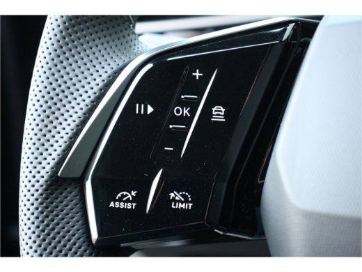Peugeot E-3008 Peugeot 73KWH GT AVANTAGE 214PK / NAVI / LEDER / CLIMA / FULL-LED / 20" LMV / KEYLESS / WARMTEPOM... ActivLease financial lease