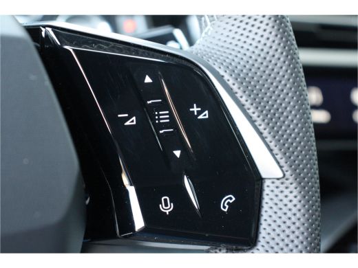 Peugeot E-3008 Peugeot 73KWH GT AVANTAGE 214PK / NAVI / LEDER / CLIMA / FULL-LED / 20" LMV / KEYLESS / WARMTEPOM... ActivLease financial lease
