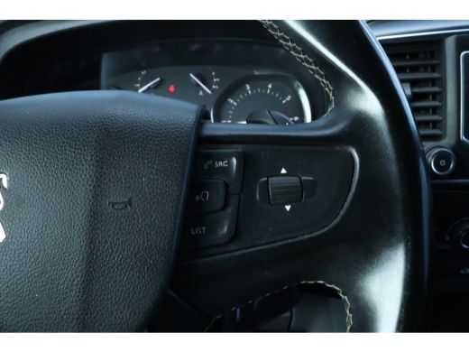 Peugeot Expert 2.0 BlueHDI 120 Standard Premium | Cruise Control | Trekhaak | Imperiaal | Navi | Carplay | Camera ActivLease financial lease