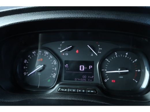 Peugeot Expert 2.0 BlueHDI 120 Standard Premium | Cruise Control | Trekhaak | Imperiaal | Navi | Carplay | Camera ActivLease financial lease