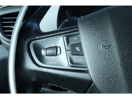 Peugeot Expert 2.0 BlueHDI 120 Standard Premium | Cruise Control | Trekhaak | Imperiaal | Navi | Carplay | Camera ActivLease financial lease