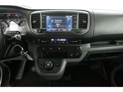Peugeot Expert 2.0 BlueHDI L3H1 Automaat Airco Cruise LED 360Camera Carplay 3 Persoons PDC Stoelverwarming ActivLease financial lease