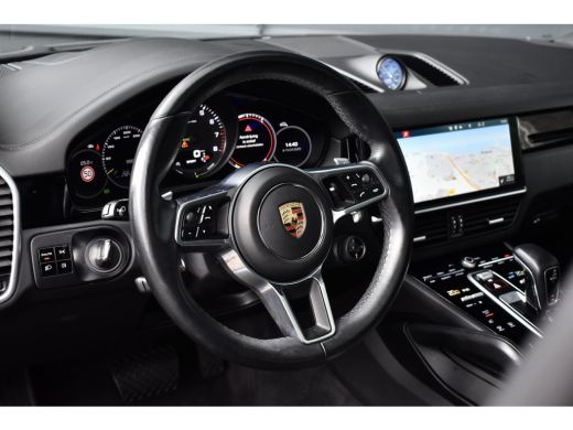 Porsche Cayenne Coupé 3.0 E-Hybrid 462pk | Panoramadak | ACC | Matrix PDLS+ | Bose | 22'' Velgen | 360 Camera | Trekhaak | ActivLease financial lease
