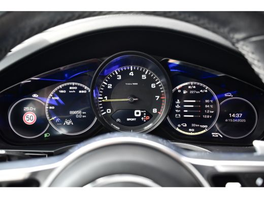 Porsche Cayenne Coupé 3.0 E-Hybrid 462pk | Panoramadak | ACC | Matrix PDLS+ | Bose | 22'' Velgen | 360 Camera | Trekhaak | ActivLease financial lease