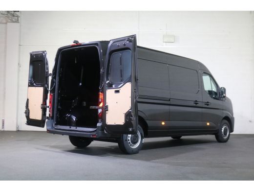 Renault Master 2.0 dCi 150pk L3 H2 Airco Navigatie Camera ActivLease financial lease