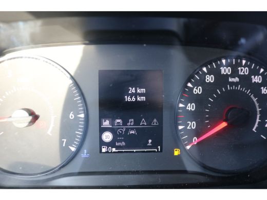 Renault Master 2.0 dCi 150pk L3 H2 Airco Navigatie Camera ActivLease financial lease