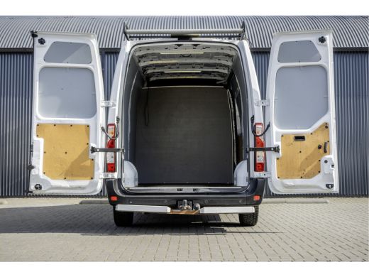 Renault Master 2.3 dCi L2H2 | 130 PK | Euro 6 Airco | Cruise | PDC | Imperiaal | Ladder | ActivLease financial lease