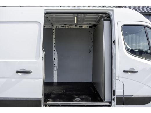 Renault Master 2.3 dCi L2H2 | 130 PK | Euro 6 Airco | Cruise | PDC | Imperiaal | Ladder | ActivLease financial lease