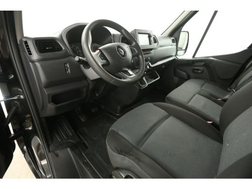 Renault Master T33 2.3 dCi L2H2 150PK Airco Camera Cruise 2xSchuifdeur LED PDC 3 Persoons Elektrpakket Trekhaak ActivLease financial lease
