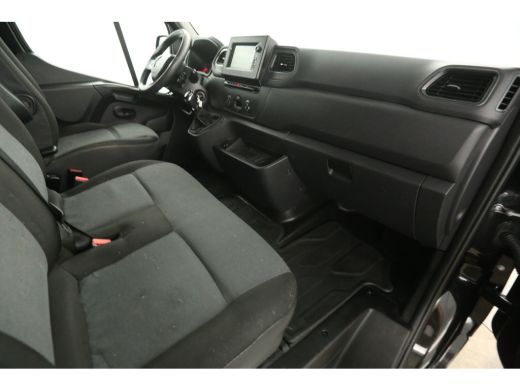 Renault Master T33 2.3 dCi L2H2 150PK Airco Camera Cruise 2xSchuifdeur LED PDC 3 Persoons Elektrpakket Trekhaak ActivLease financial lease