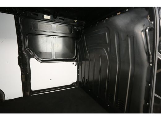 Renault Master T33 2.3 dCi L2H2 150PK Airco Camera Cruise 2xSchuifdeur LED PDC 3 Persoons Elektrpakket Trekhaak ActivLease financial lease