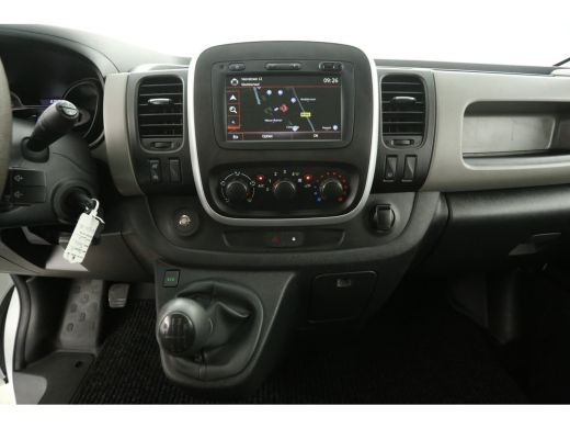 Renault Trafic 1.6 dCi L2H1 Glasresteel Airco Cruise Navi Glasauto 3 Persoons Elektrpakket Imperiaal Trekhaak ActivLease financial lease