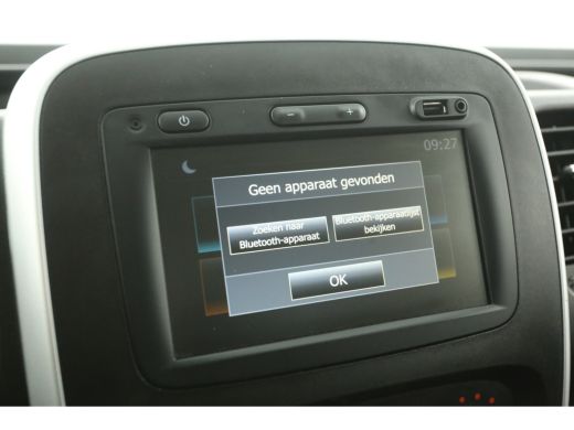 Renault Trafic 1.6 dCi L2H1 Glasresteel Airco Cruise Navi Glasauto 3 Persoons Elektrpakket Imperiaal Trekhaak ActivLease financial lease