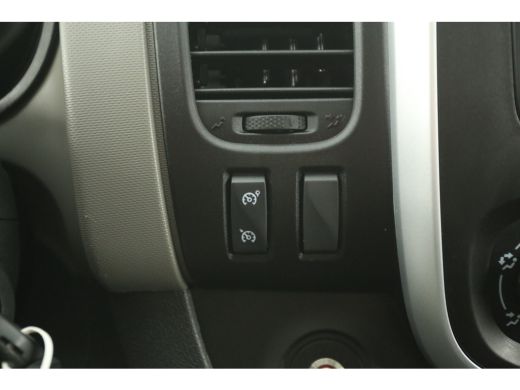 Renault Trafic 1.6 dCi L2H1 Glasresteel Airco Cruise Navi Glasauto 3 Persoons Elektrpakket Imperiaal Trekhaak ActivLease financial lease