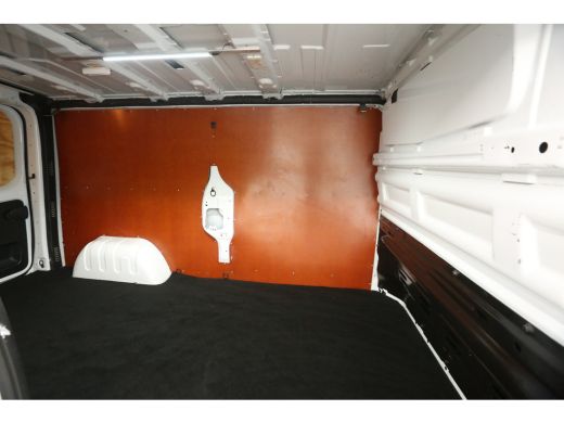 Renault Trafic 1.6 dCi L2H1 Glasresteel Airco Cruise Navi Glasauto 3 Persoons Elektrpakket Imperiaal Trekhaak ActivLease financial lease