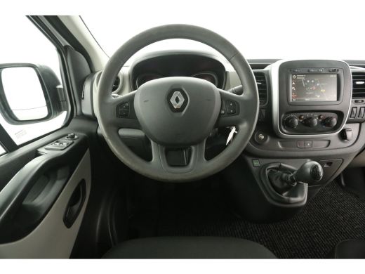 Renault Trafic 1.6 dCi L2H1 Glasresteel Airco Cruise Navi Glasauto 3 Persoons Elektrpakket Imperiaal Trekhaak ActivLease financial lease