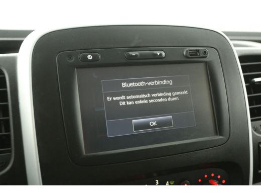 Renault Trafic 1.6 dCi T29 L2H1 Airco Camera Cruise 3 Persoons PDC Stoelverw. Elektrpakket Trekhaak ActivLease financial lease