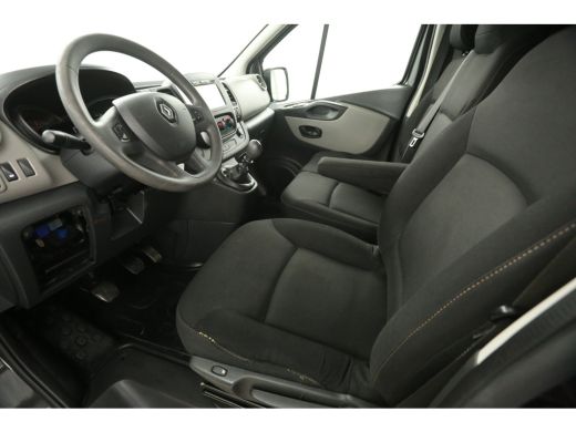 Renault Trafic 1.6 dCi T29 L2H1 Airco Camera Cruise 3 Persoons PDC Stoelverw. Elektrpakket Trekhaak ActivLease financial lease