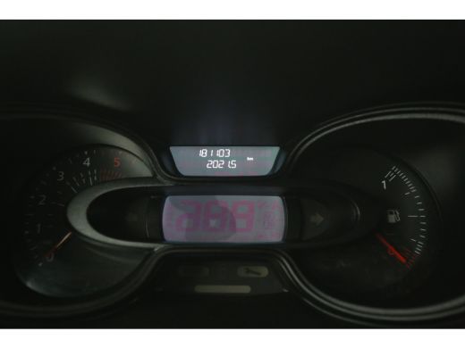 Renault Trafic 1.6 dCi T29 L2H1 | Dubbele Cabine | 5 Persoons | Airco Cruise Camera Navi Trekhaak PDC 18''LMV ActivLease financial lease