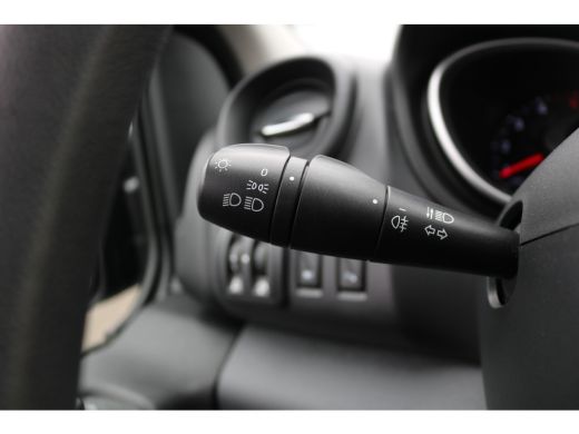 Renault Trafic 2.0 dCi 120pk L2 H1 Airco Navigatie Imperiaal Bott Vario Inrichting ActivLease financial lease