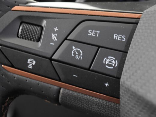 Seat Formentor 1.4 TSI e-Hybrid Essential 204pk | Adaptief cruise control | Camera achter | Navigatie | Privacy ... ActivLease financial lease