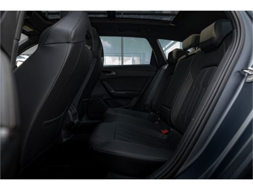 Seat Leon Sportstourer 1.4 e-Hybrid VZ Business | Vol. Leder | Panoramadak | Carplay | Camera ActivLease financial lease