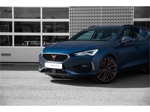 Seat Leon Sportstourer 1.4 e-Hybrid VZ Business | Vol. Leder | Panoramadak | Carplay | Camera ActivLease financial lease