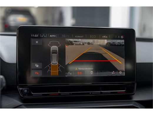 Seat Leon Sportstourer 1.4 e-Hybrid VZ Business | Vol. Leder | Panoramadak | Carplay | Camera ActivLease financial lease